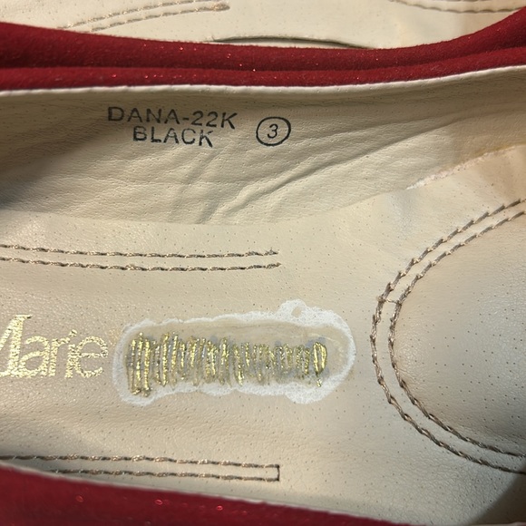 Bella Marie “Dana” Red Shimmer Ballet Flats | Size 3 - Picture 15 of 17